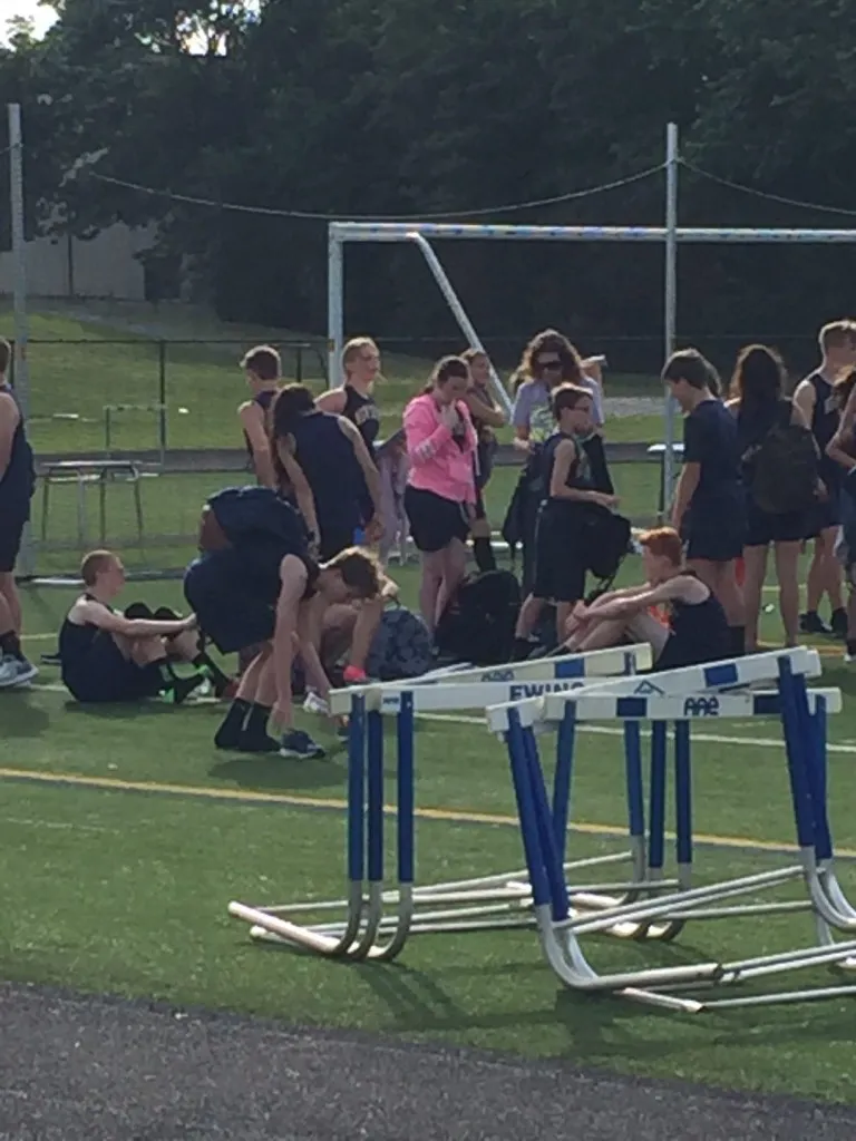 To The Girl In Pink Who Ran Track, You’re Awesome!