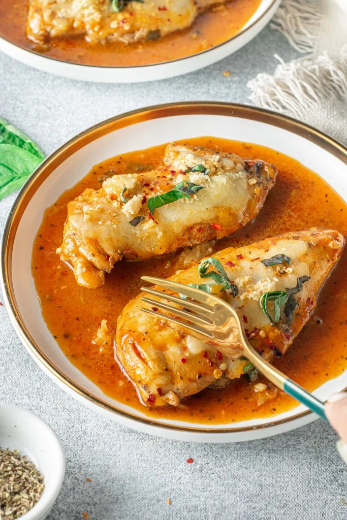 close up view of instant pot chicken parmesan