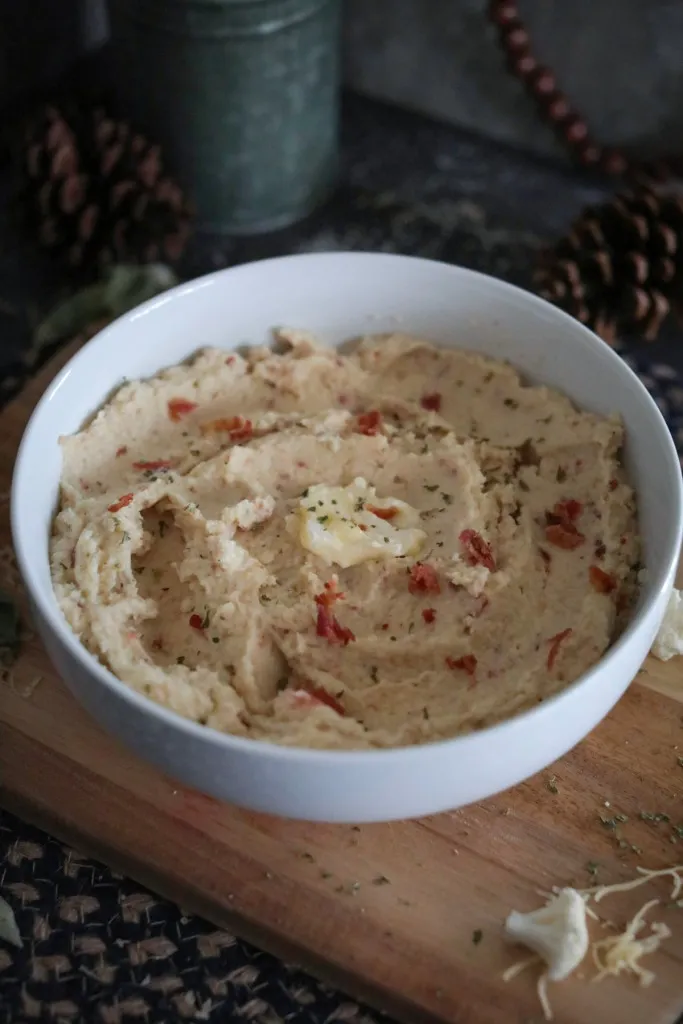 main hero image of a yummy keto friendly cauliflower mash