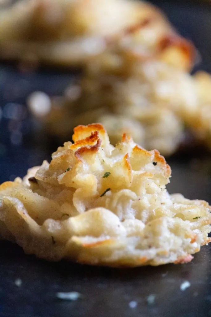 close up shot of duchess potatoes