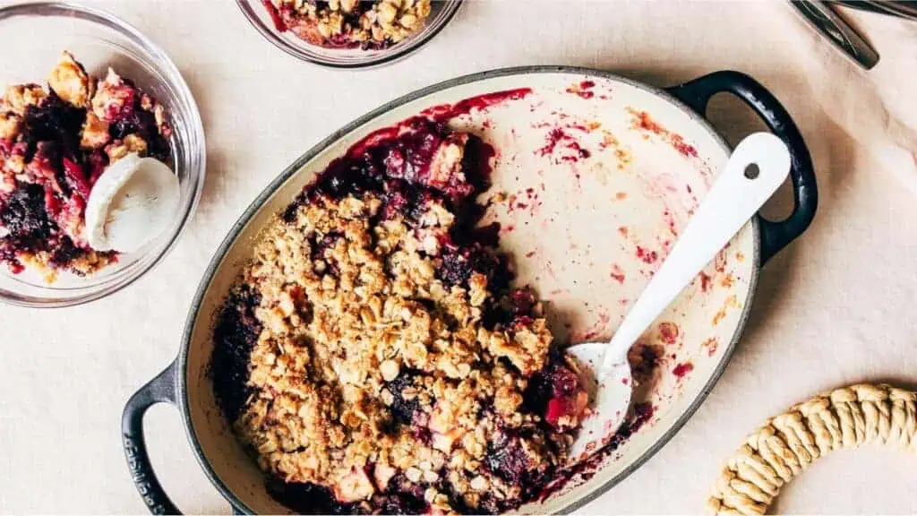Apple Blackberry Crisp