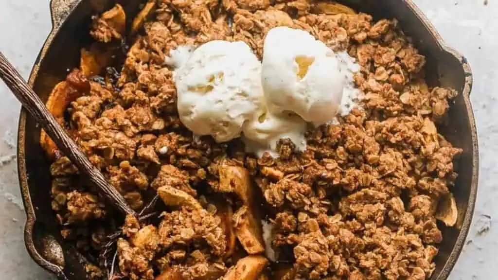 Cast Iron Apple Crisp