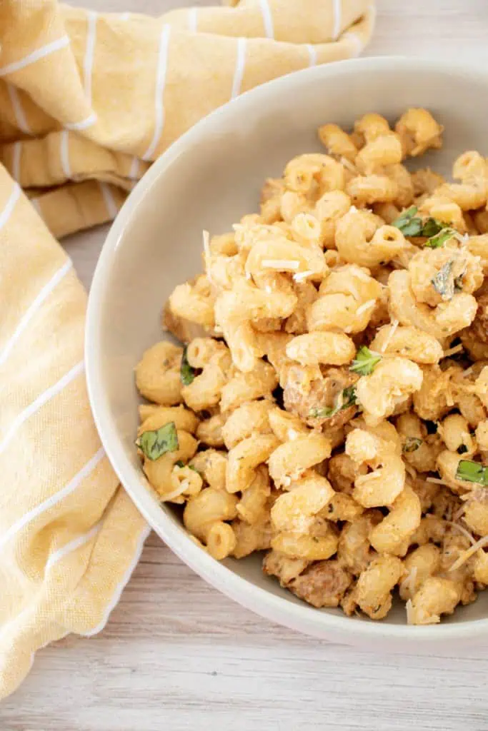 Close up of a bowl of Instant Pot Cheesy Garlicky Pasta.