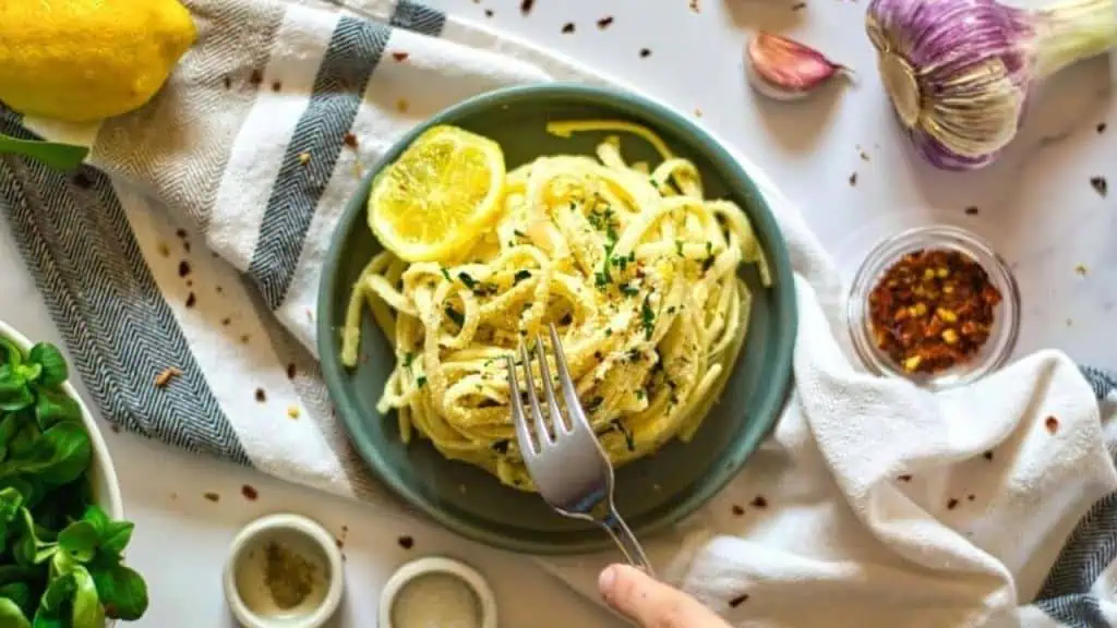 Lemon Garlic Butter-Free Pasta