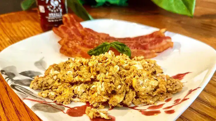 Sriracha Scrambled Eggs