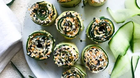 Turkey & Hummus Roll-Ups