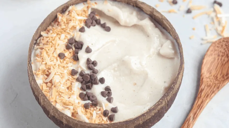 Coconut Smoothie Bowl