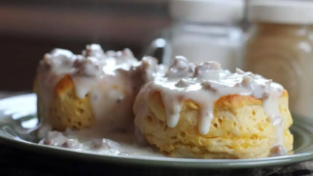 Biscuits and Gravy: A Hearty Breakfast