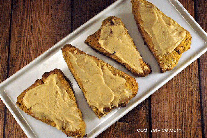 This Pumpkin Scones recipe is super delicious and very easy to make!
