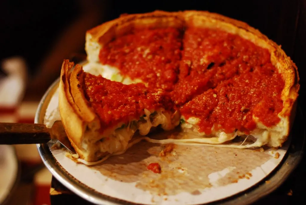 Giordanos_stuffed_pizza