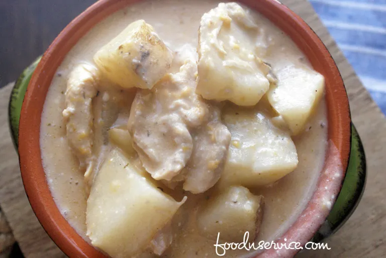 Instant Pot Cheesy Chicken and Potato Soup