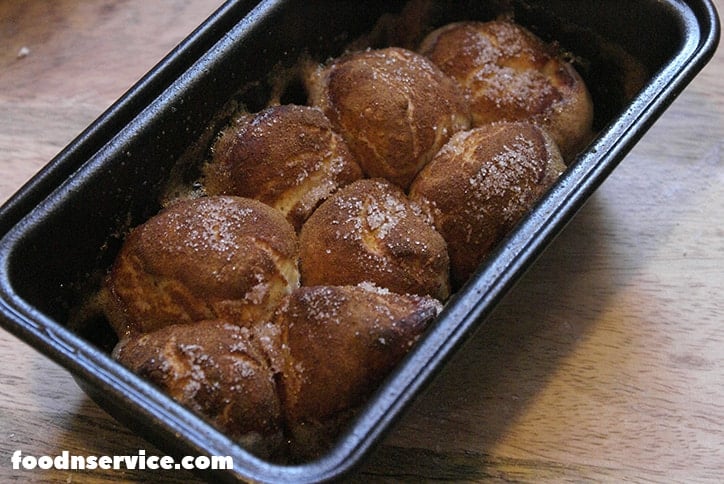 Air Fryer Monkey Bread  3 FreeStyle Points - Weight Watcher's Dessert