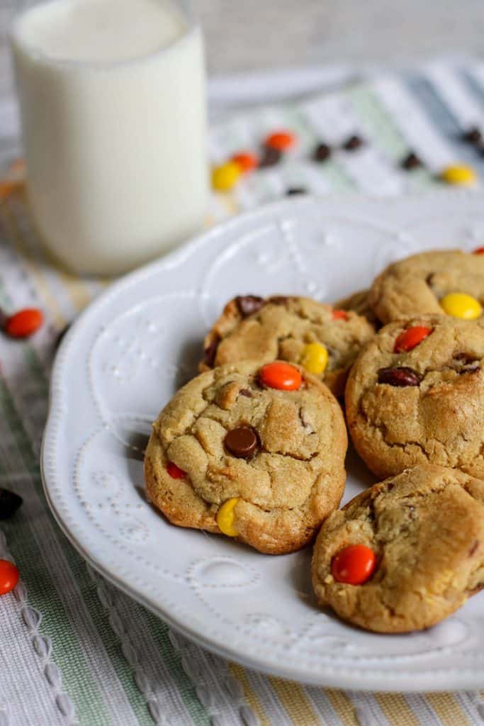 Reese’s Pieces Cookies are my favorite chocolate chip cookie recipe filled with Reese’s Pieces instead of chocolate chips. These easy cookies are a little bit peanut butter and a lot chocolate chip.