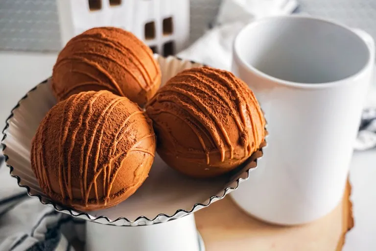 Instant Pot Hot Cocoa Bombs
