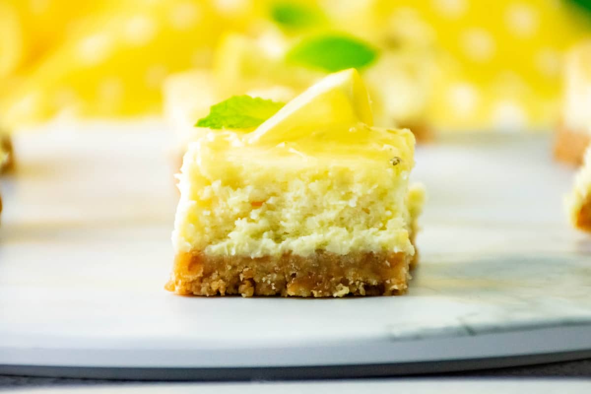 The Easiest Lemon Cheesecake Bars Recipe • FoodnService