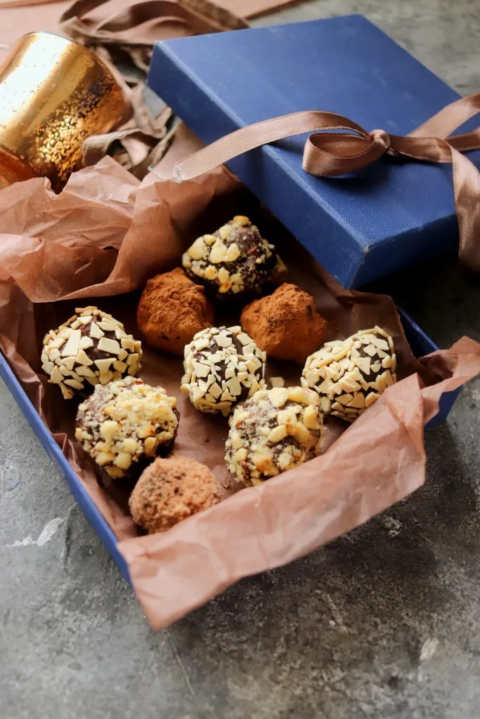 the main image for chocolate truffles that are a great gift to make for any occasion 