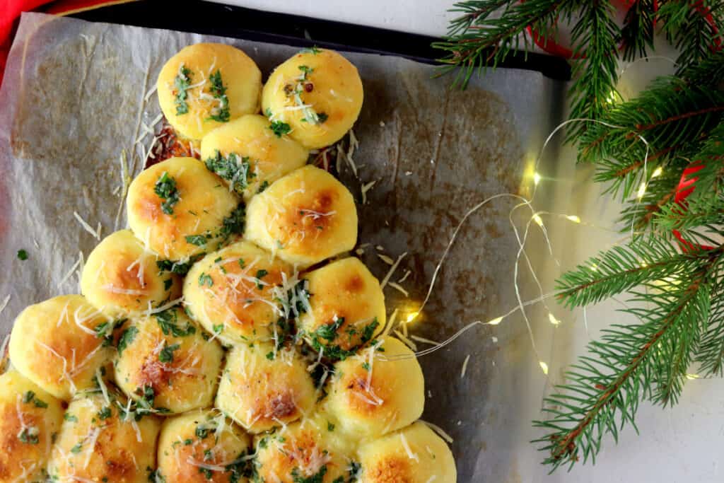 easy pull apart christmas rolls with lights and pine trees