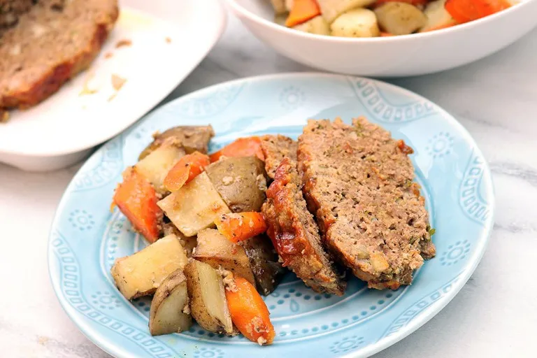 Slow Cooker Meatloaf and Potatoes