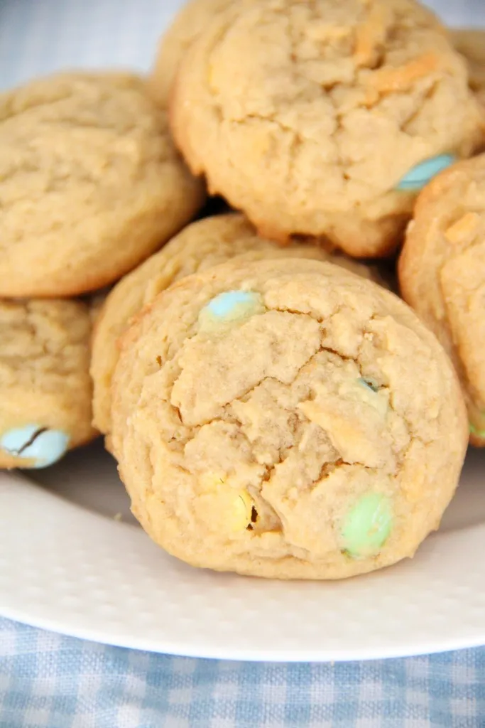 more easy easter cookies with pastel colored chocolate candies