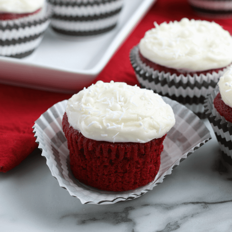 Easy Red Velvet Cupcakes Recipe