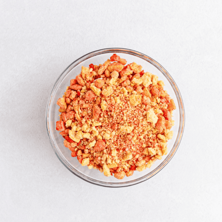 How to Make Strawberry Crunch