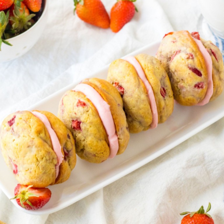 Strawberry Shortcake Whoopie Pies