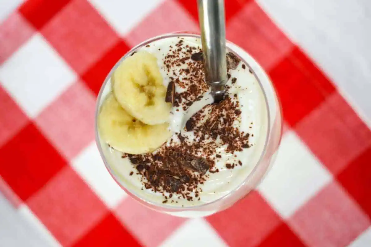 A banana breakfast parfait.