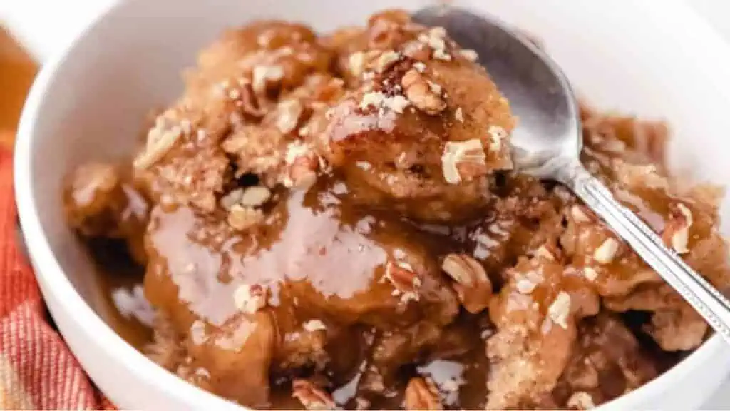 Caramel Apple Cobbler Cake