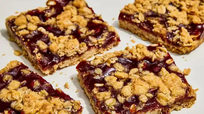 Delicious Raspberry Oatmeal