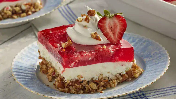 Strawberry Pretzel Delight