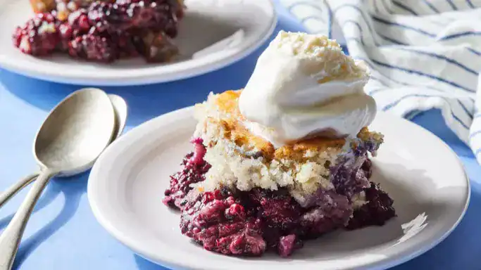 Blackberry Cobbler