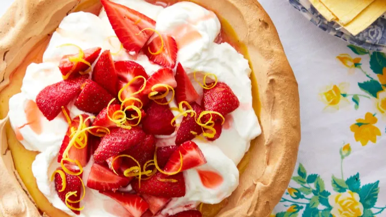 Strawberry-Lemonade Angel Pie