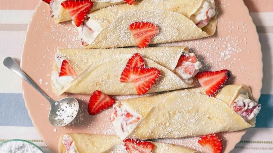 Creamy Strawberry Crepes