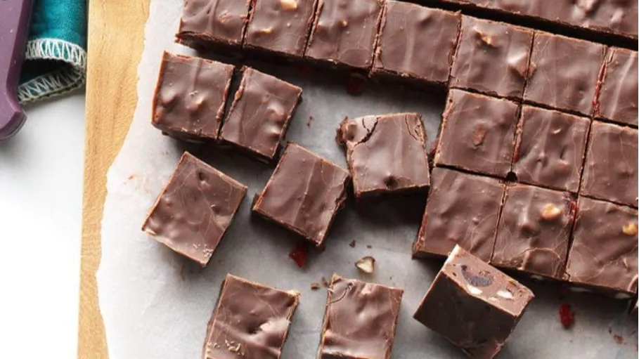 Almond Cherry Fudge