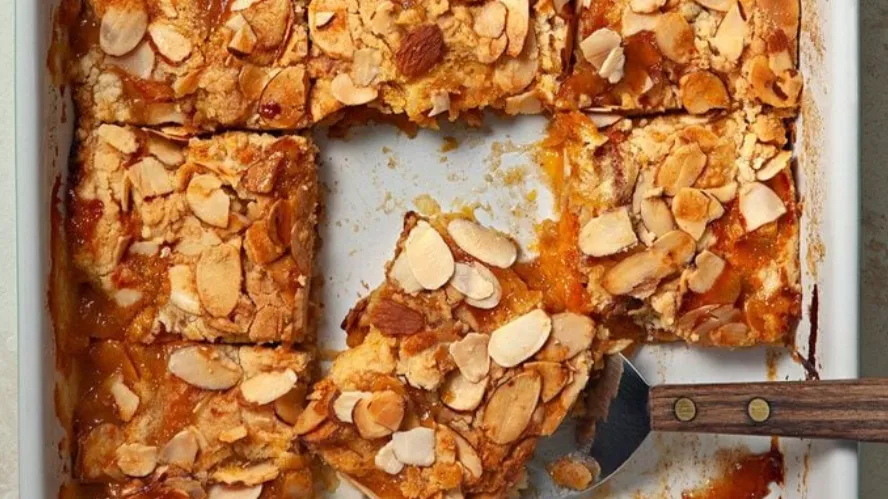 Peach Cobbler Dump Cake