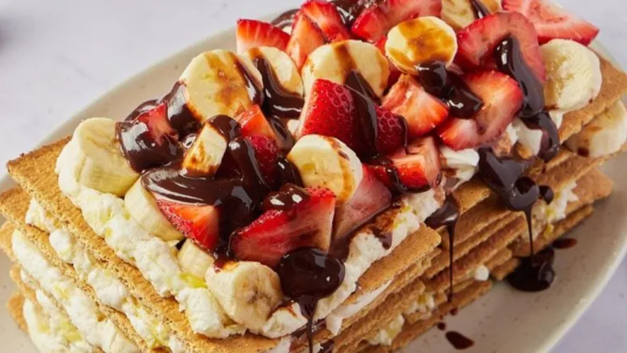 Banana Split Cake