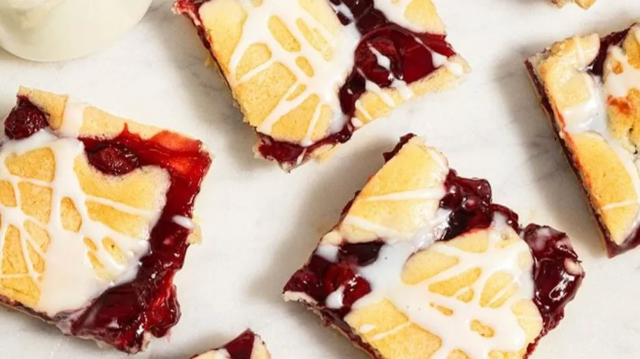 Cherry Pie Bars