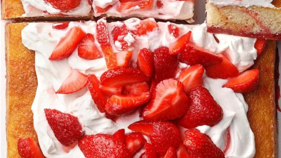 Upside-Down Strawberry Shortcake