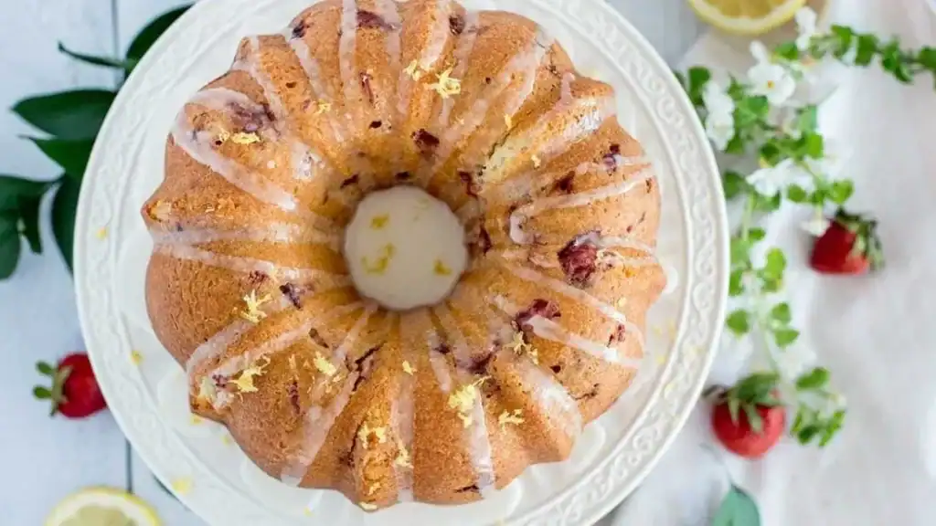 Moist Fresh Strawberry Bundt Cake