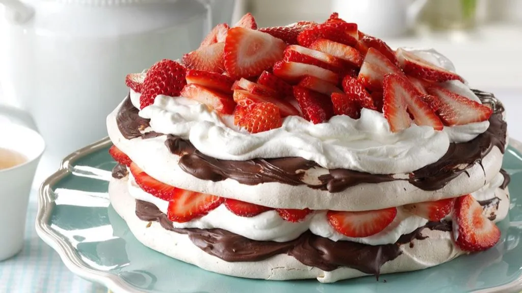 Strawberry-Chocolate Meringue Torte