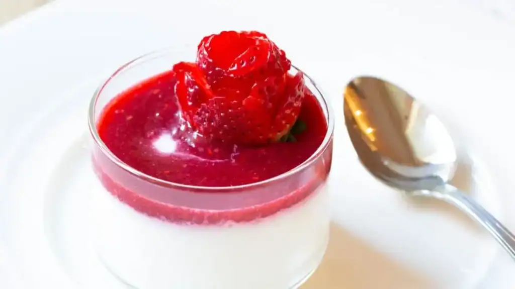 Strawberries with Silky Swedish Cream