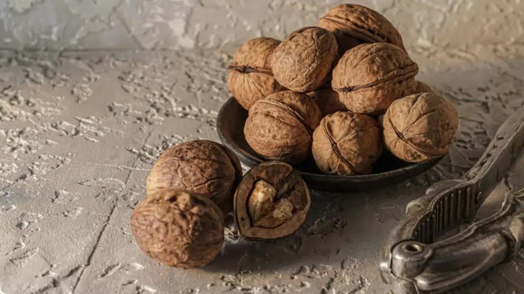 Walnuts: Brain-Boosting Heroes