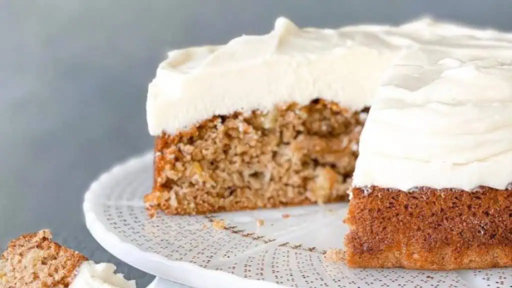 Classic Hummingbird Cake