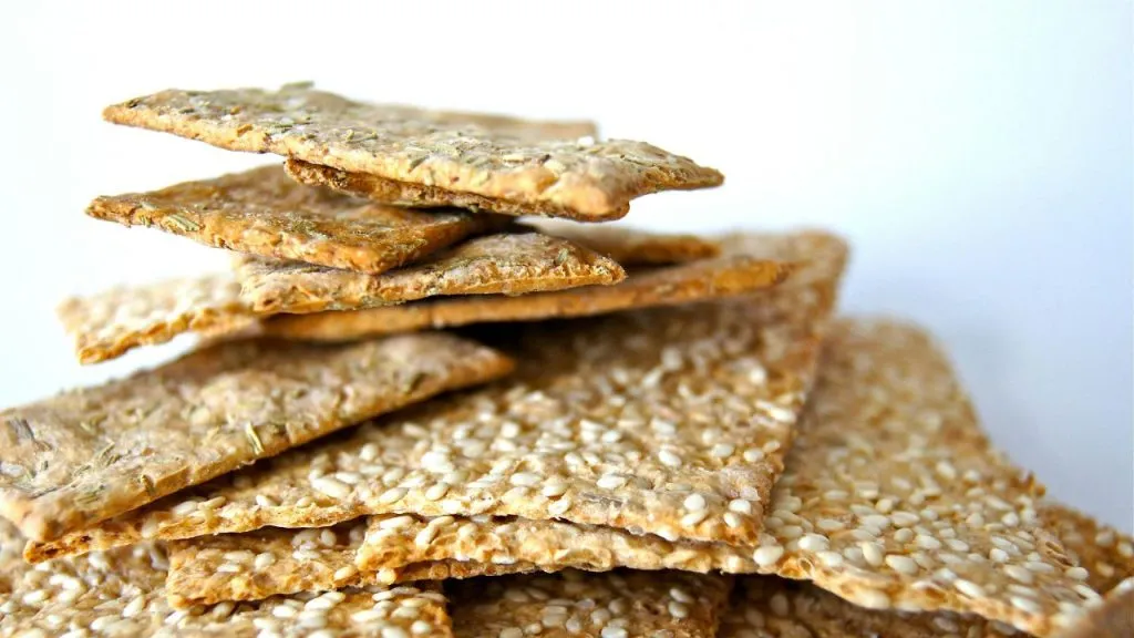 Whole Grain Snacks: Fiber-Friendly