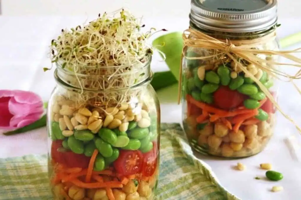 Chickpea Salad Jar Surprise