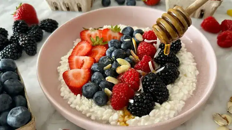 Cottage Cheese with Fruit