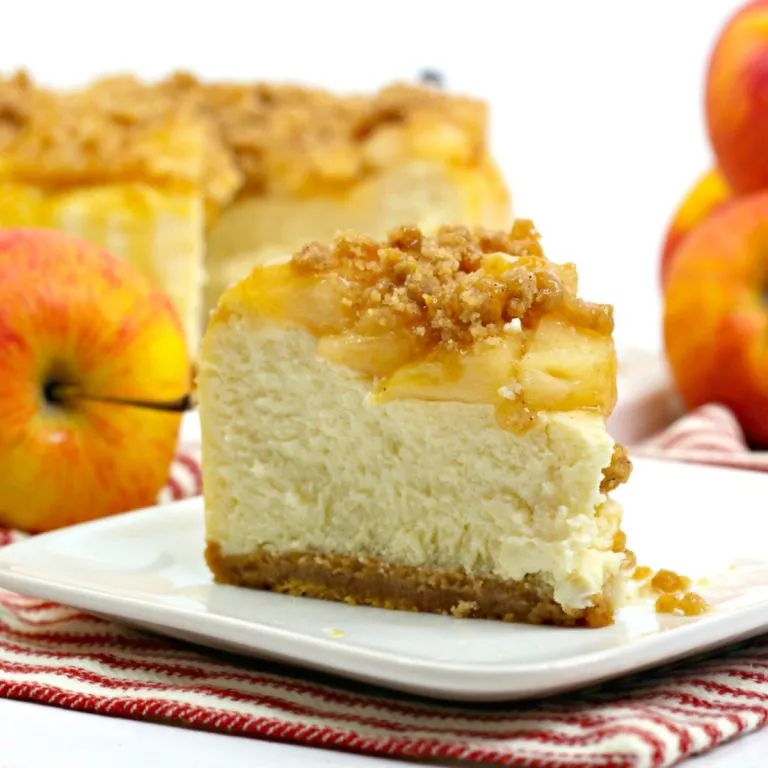 Instant Pot Apple Crumble Cheesecake – Fall Flavor, Pressure Cooker Ease