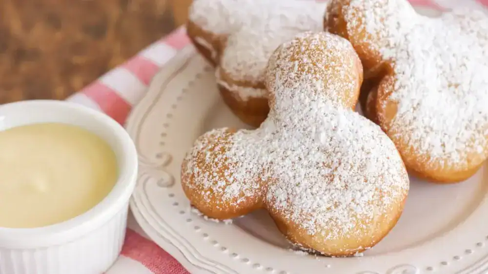 Mickey Beignets