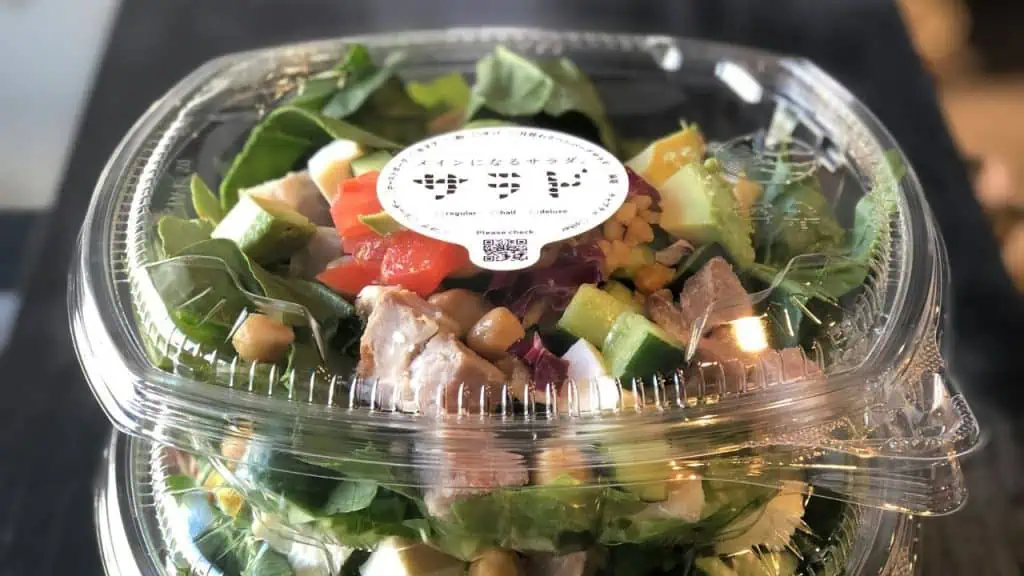 Pre-Packaged Salads: Greens and Gripes