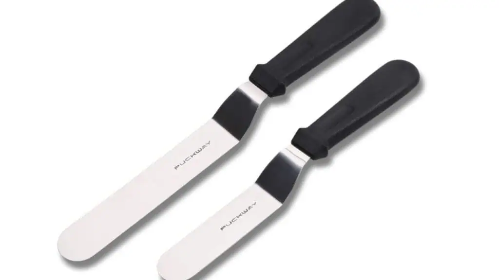 Flawless Frosting with an Offset Spatula